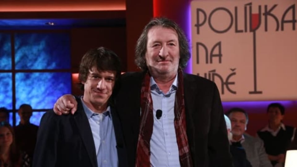 Ve filmu otec a syn. Martin Kraus a Bolek Polívka.